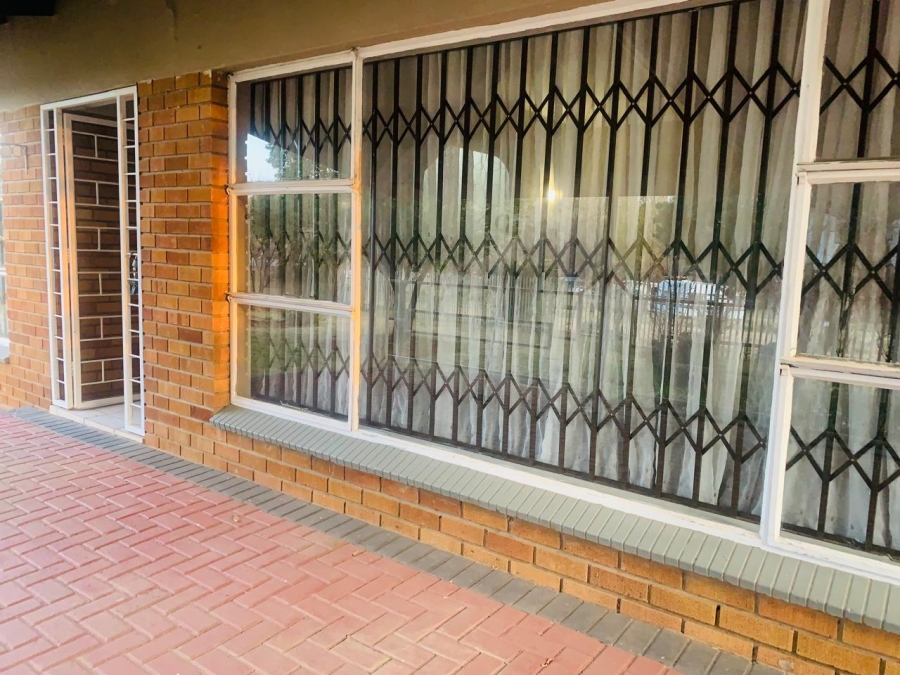 3 Bedroom Property for Sale in Deneysville Free State